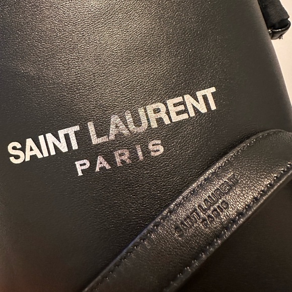 Saint Laurent Black Crossbody Bag with Chain Strap - Picture 6 of 6